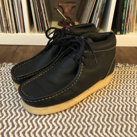 Black Chippewa Moccasin Chukkas with Crepe Sole - Picture 2 of 4